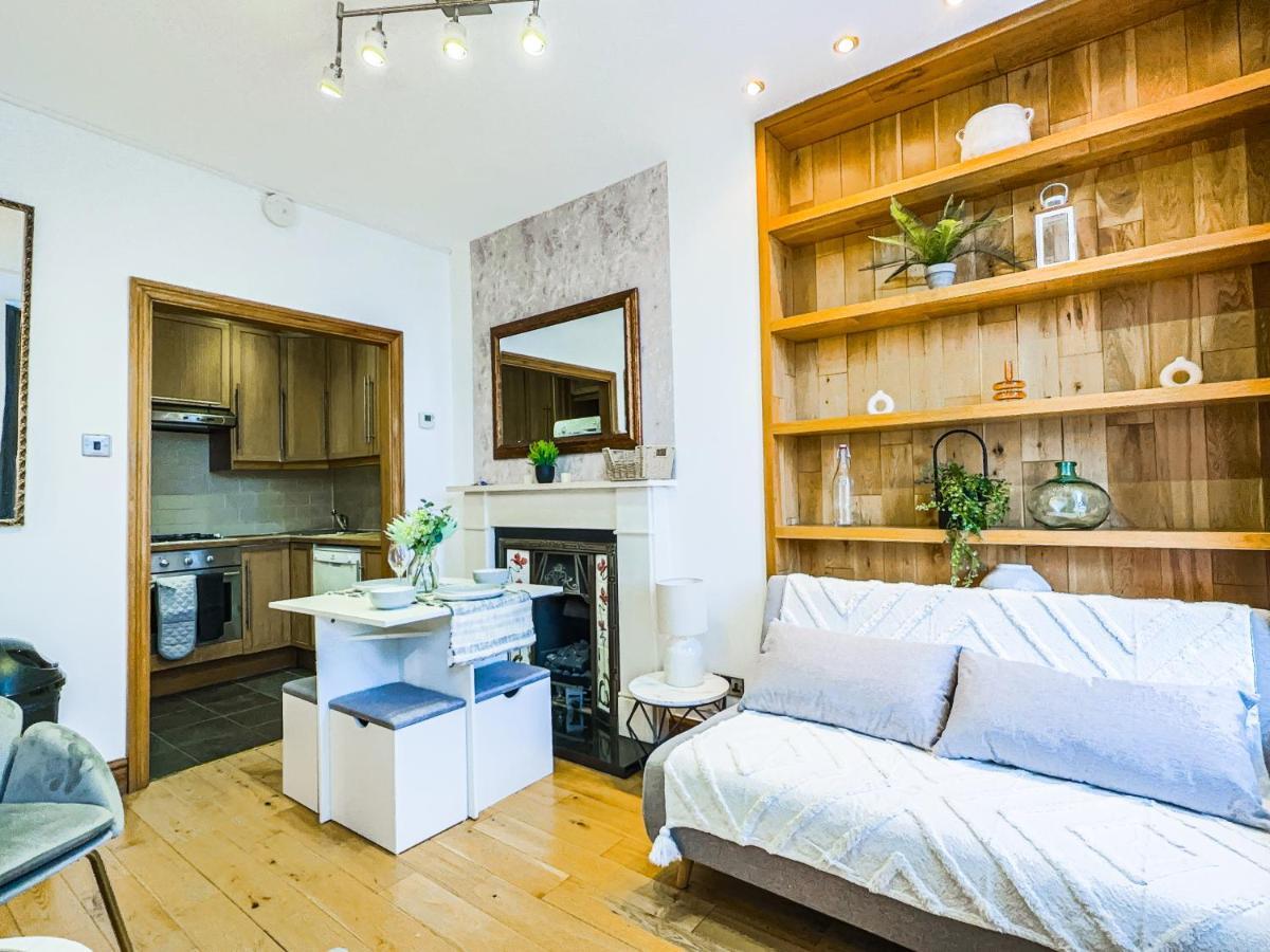 Imperial Earls Court Apartments Лондон Екстер'єр фото