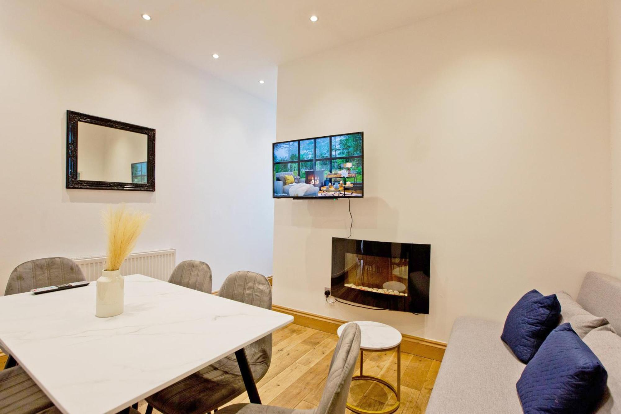 Imperial Earls Court Apartments Лондон Екстер'єр фото
