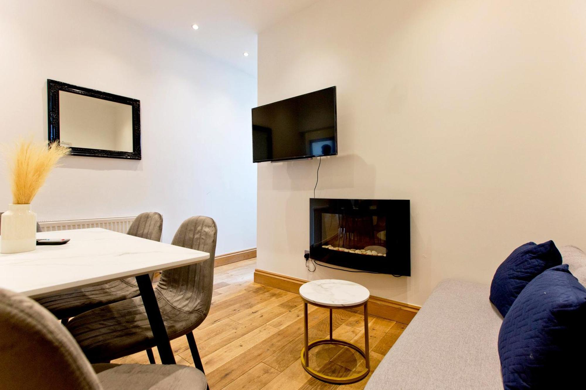 Imperial Earls Court Apartments Лондон Екстер'єр фото